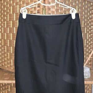 Brand new Ann Taylor Pinstriped Pencil Skirt, Size 0